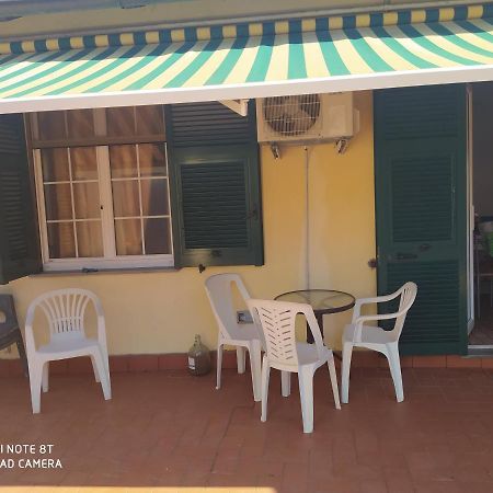 Casa Vacanza Oasi Tranquilla La Spezia Exterior foto